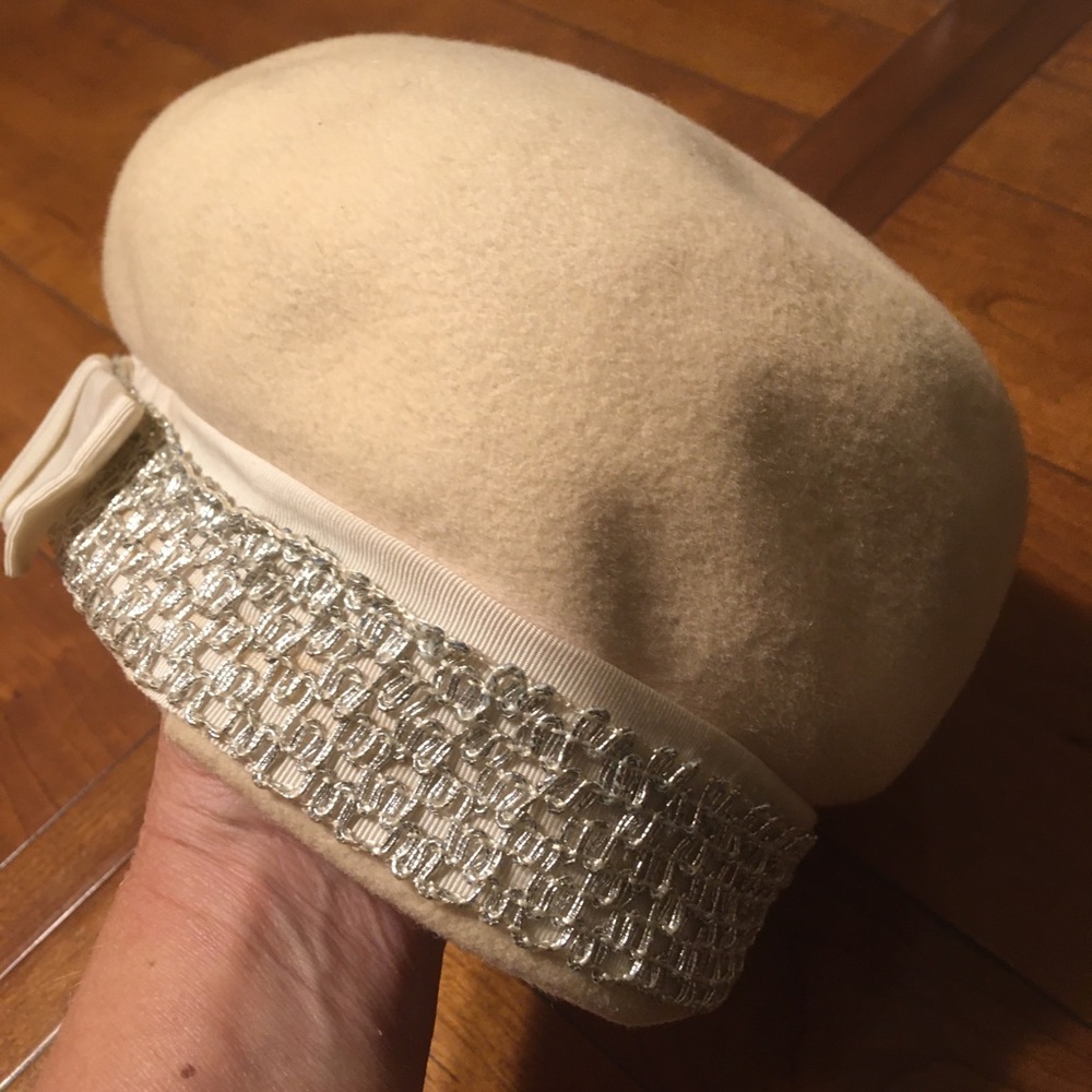 Henry Pollak cream wool vintage hat